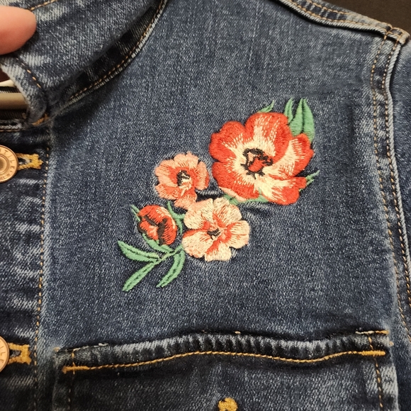 J. CREW MERCANTILE EMBROIDERED STRETCH MEDIUM WASH JEAN JACKET WMS SIZE MEDIUM - Picture 10 of 12